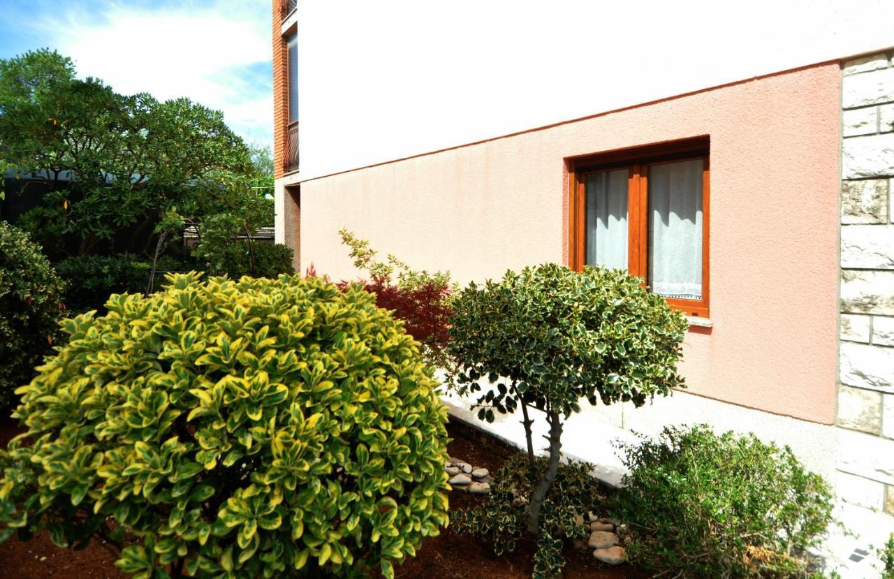 Apartman Lory Póla Kültér fotó